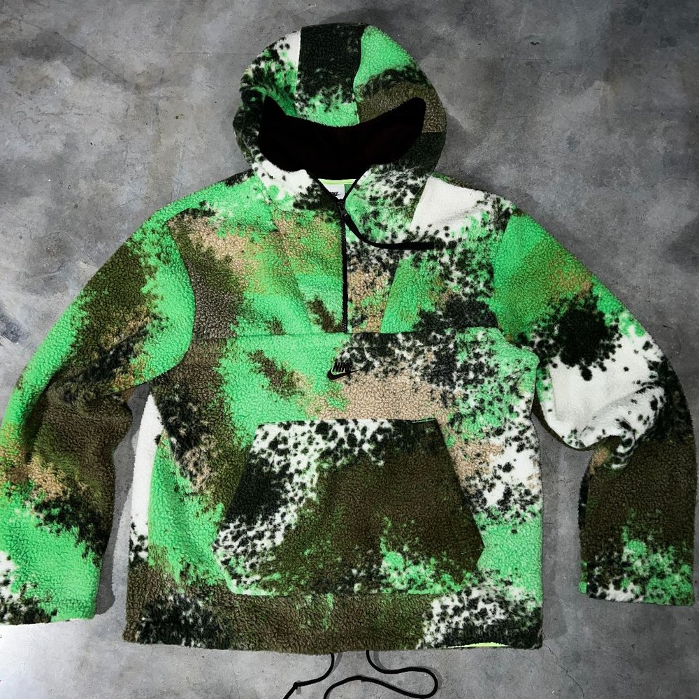 Men's Nike Quarter Zip Fleece